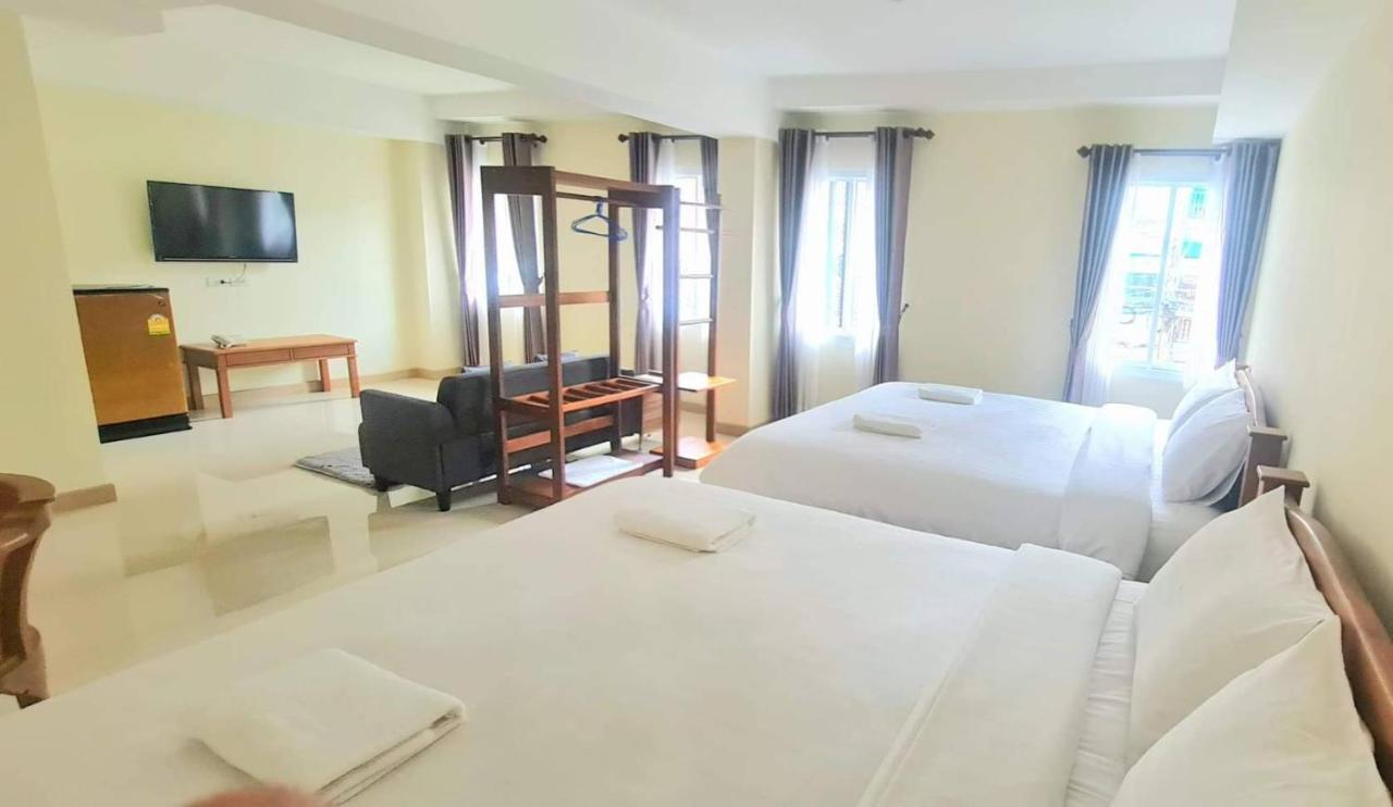 Canary House Rachawong คานารี่ เฮ้าส์ ราชวงศ์ Chiang Mai Buitenkant foto