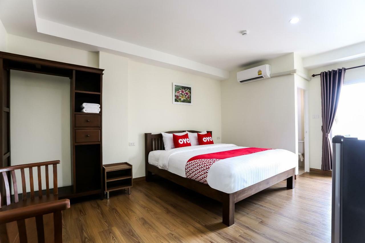 Canary House Rachawong คานารี่ เฮ้าส์ ราชวงศ์ Chiang Mai Buitenkant foto