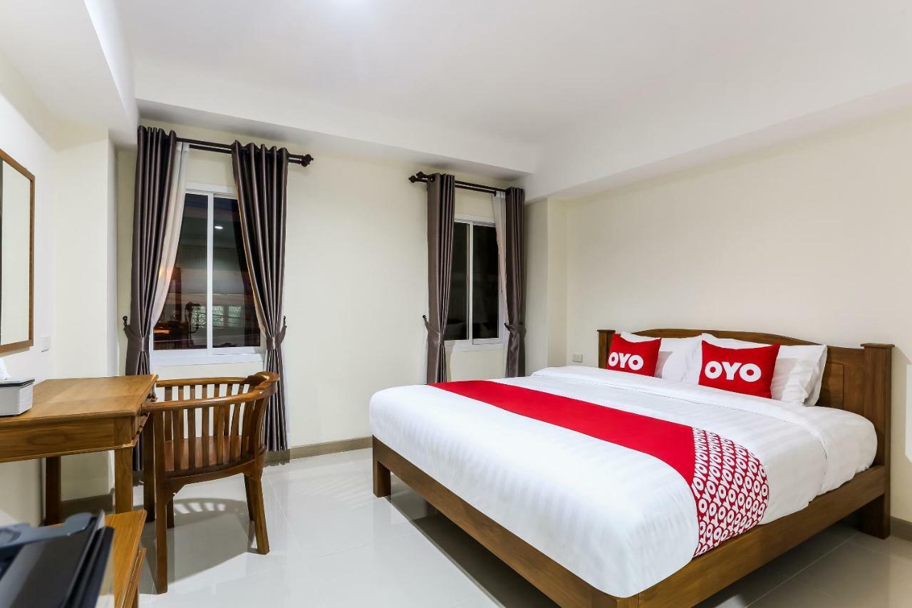 Canary House Rachawong คานารี่ เฮ้าส์ ราชวงศ์ Chiang Mai Buitenkant foto